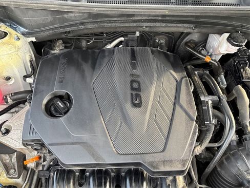 Used 2023 Kia Sportage EX AWD/4WD image 14