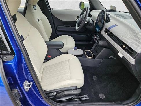 Certified 2025 MINI Cooper S image 21