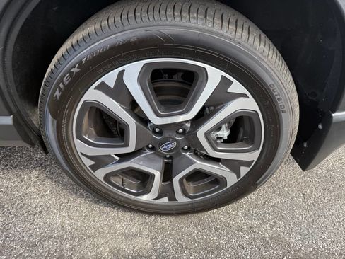 Used 2025 Subaru Ascent Limited AWD/4WD image 10