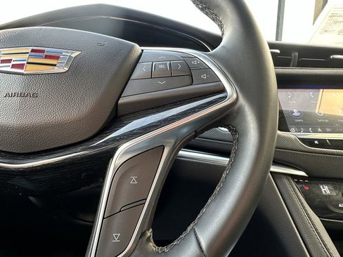 Certified 2025 Cadillac XT5 Premium Luxury image 22