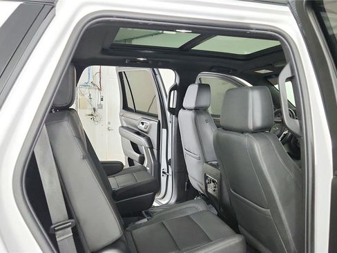 Used 2023 Chevrolet Tahoe Z71 w/ Luxury Package AWD/4WD image 22