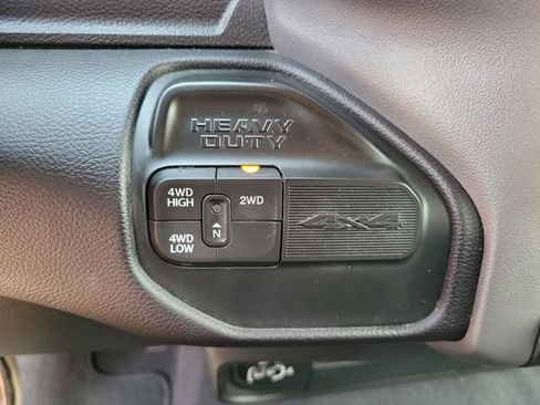 Used 2024 RAM 2500 Big Horn AWD/4WD image 25