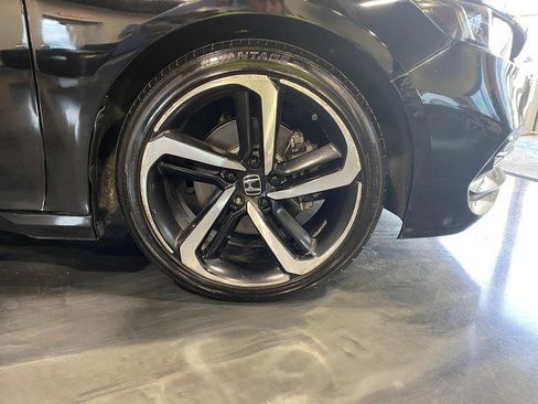 Used 2019 Honda Accord Sport image 8
