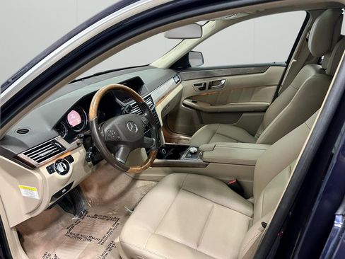 Used 2011 Mercedes-Benz E 350 4MATIC Wagon image 32