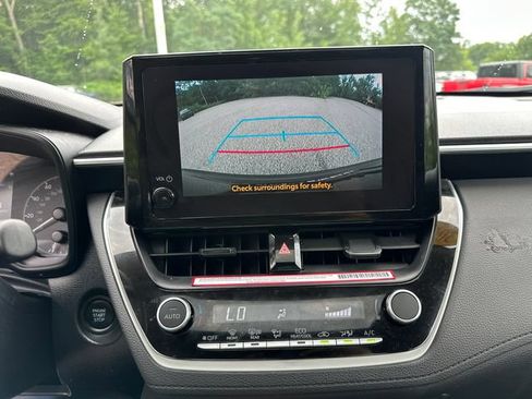 Used 2024 Toyota Corolla Cross LE w/ Moonroof Package AWD/4WD image 34