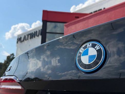 Used 2024 BMW i5 eDrive40i w/ M Sport Package RWD image 10