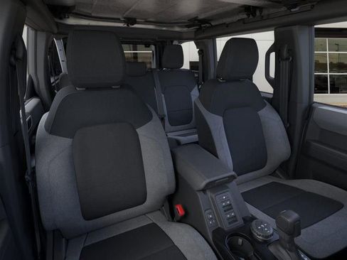 New 2026 Ford Bronco 4-Door AWD/4WD image 14