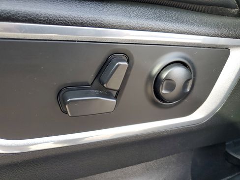 Used 2022 RAM 1500 Laramie AWD/4WD image 22
