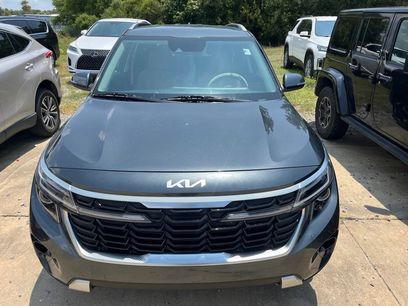 Certified 2024 Kia Seltos EX