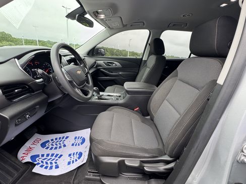 Used 2018 Chevrolet Traverse LS FWD image 10