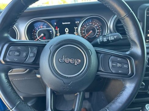 Used 2022 Jeep Wrangler Unlimited Sport image 18