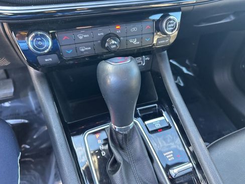 Certified 2023 Jeep Compass Altitude w/ Convenience Group image 13