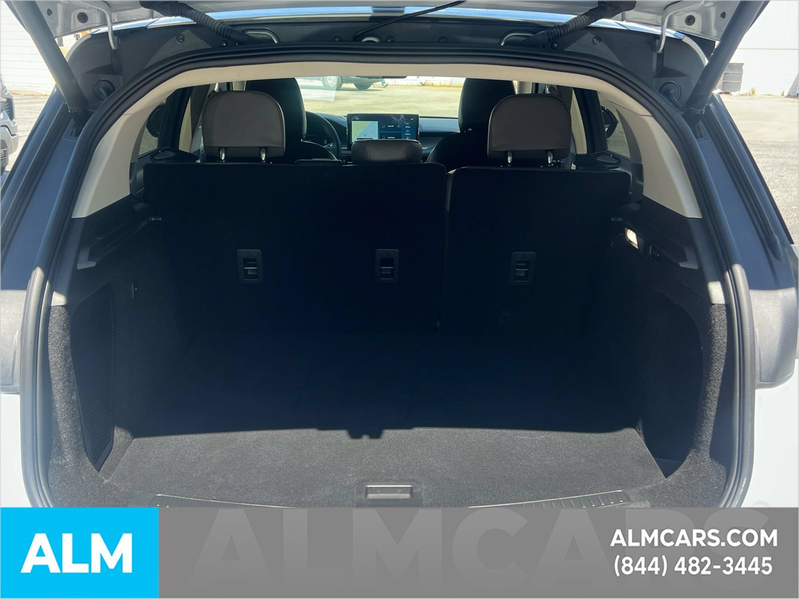 Used 2025 Lincoln Corsair AWD w/ Equipment Group 101A image 21