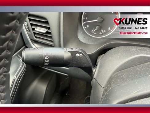 Used 2025 Nissan Rogue SV image 17