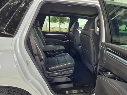 Certified 2026 Cadillac Escalade Sport AWD/4WD image 24