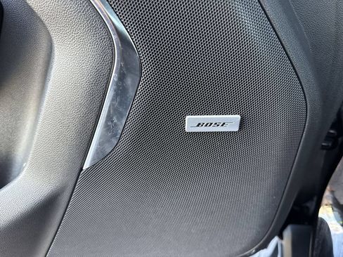 Used 2023 Chevrolet Suburban LT RWD image 23
