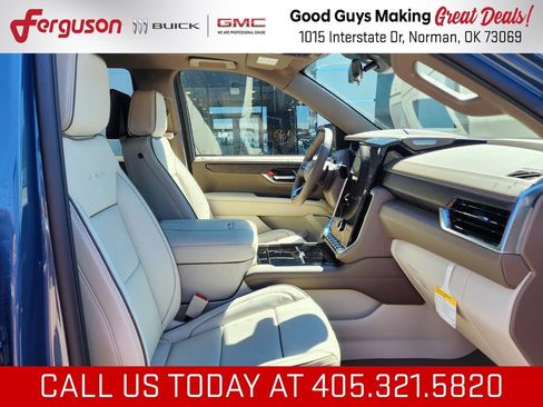 New 2026 GMC Yukon Denali w/ Denali Reserve Package AWD/4WD image 46