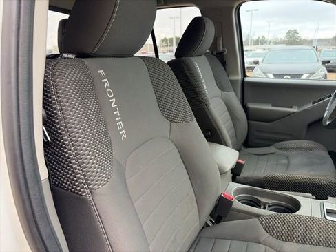 Used 2019 Nissan Frontier Desert Runner image 20