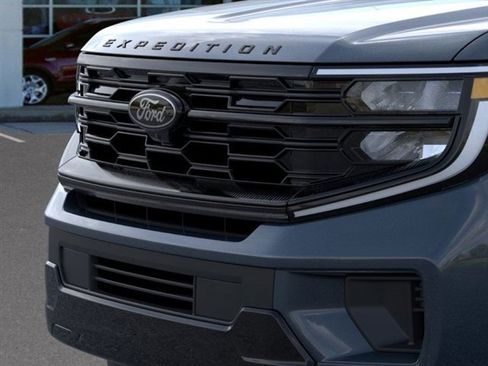 New 2026 Ford Expedition Platinum w/ Stealth Performance Package image 17