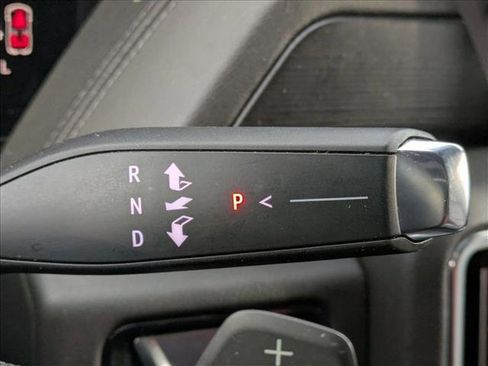 Used 2025 GMC Yukon Denali image 13