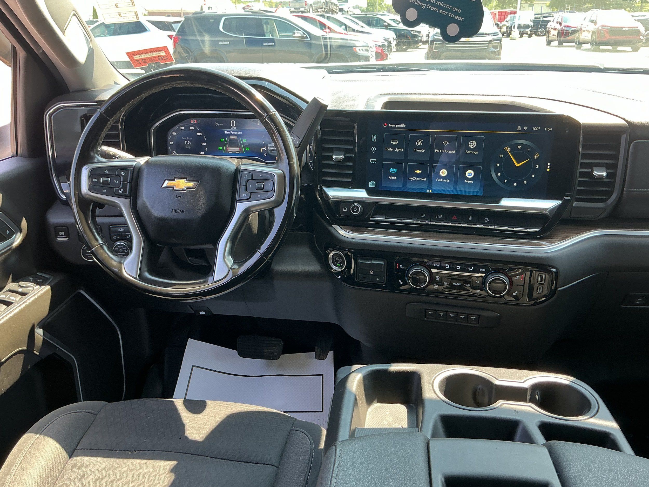 Certified 2024 Chevrolet Silverado 3500 LT w/ Convenience Package AWD/4WD image 7