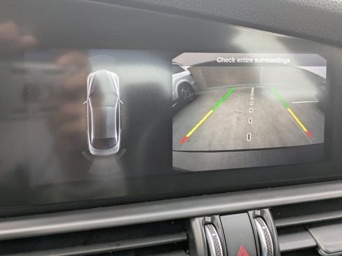Used 2022 Alfa Romeo Giulia Ti image 18