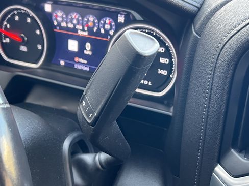 Used 2022 Chevrolet Silverado 2500 LTZ w/ LTZ Plus Package image 30