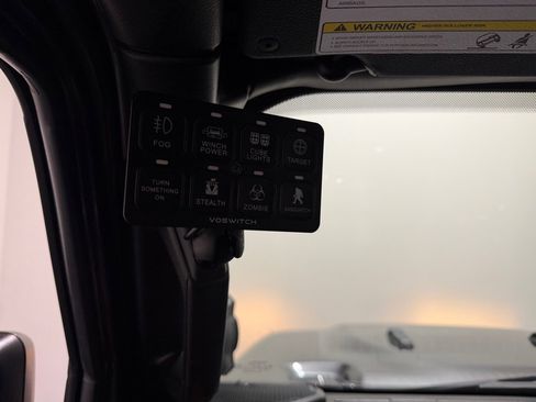 Used 2021 Jeep Gladiator Mojave w/ Trailer Tow Package image 7