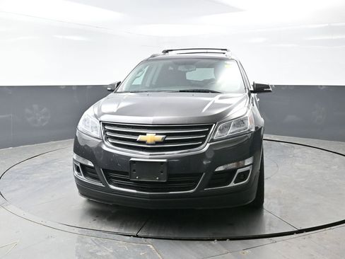 Used 2016 Chevrolet Traverse LT w/ Style and Technology Package image 8