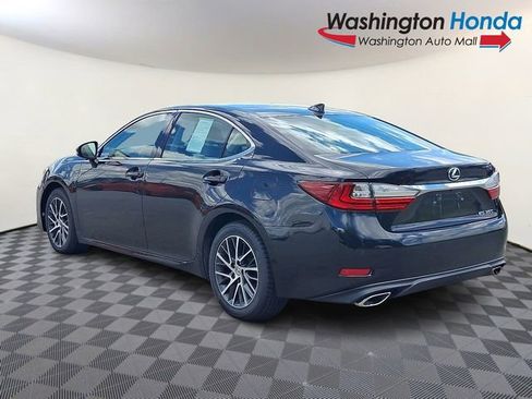 Used 2016 Lexus ES 350 w/ Navigation System Package FWD image 4