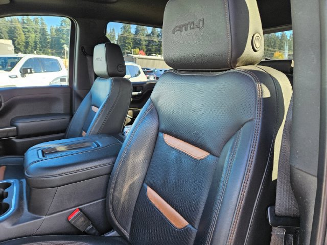 Used 2021 GMC Sierra 1500 AT4 w/ Technology Package AWD/4WD image 8