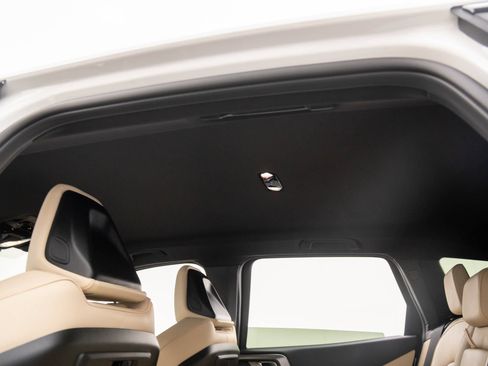 Used 2026 BMW X3 xDrive30i w/ Convenience Package AWD/4WD image 19