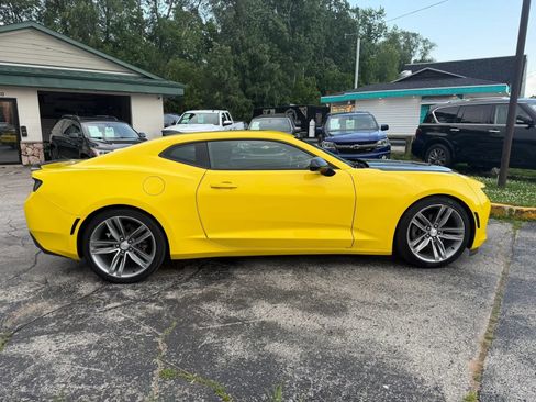 Used 2017 Chevrolet Camaro LT w/ RS Package RWD image 6
