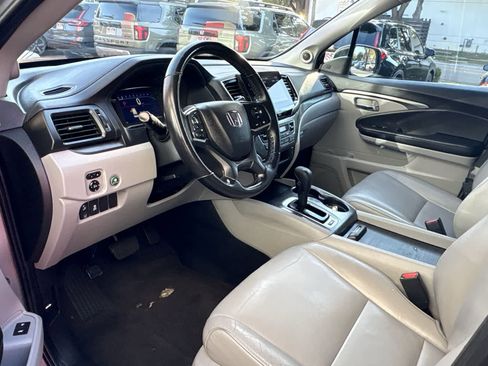 Used 2019 Honda Pilot EX-L image 2