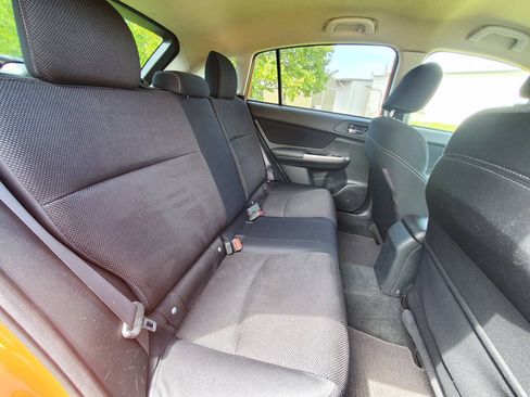 Used 2015 Subaru Crosstrek 2.0i Premium AWD/4WD image 18