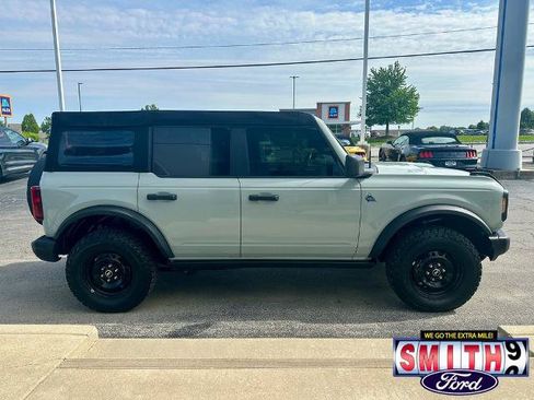 Certified 2023 Ford Bronco Black Diamond AWD/4WD image 4
