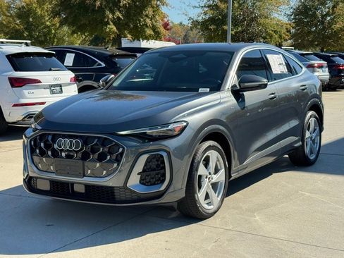 New 2025 Audi Q5 Prestige image 10
