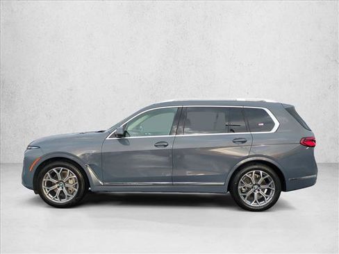 Certified 2024 BMW X7 xDrive40i w/ Parking Assistance Package image 9