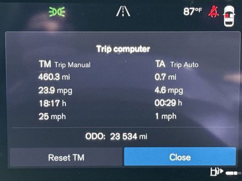 Used 2024 Volvo XC60 B5 Ultimate w/ Protection Package Premier AWD/4WD image 12