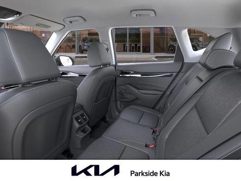 New 2026 Kia Seltos EX FWD image 18