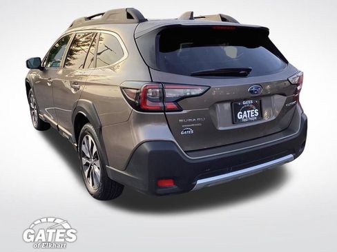 Used 2024 Subaru Outback Limited AWD/4WD image 9