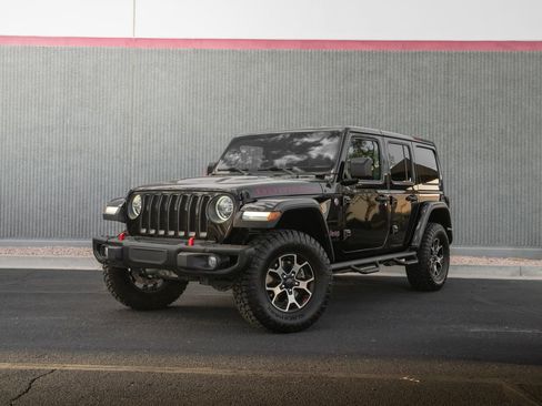Used 2018 Jeep Wrangler Unlimited Rubicon AWD/4WD image 19