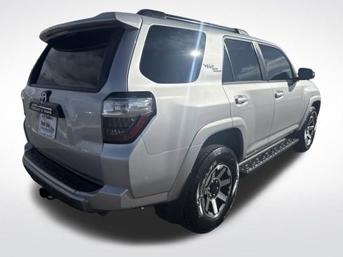 Used 2021 Toyota 4Runner TRD Off-Road Premium image 6