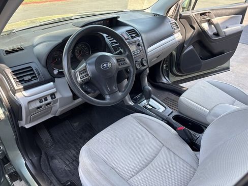 Used 2015 Subaru Forester 2.5i Premium AWD/4WD image 19