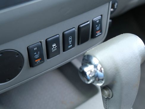 Used 2019 Nissan Frontier SL image 29