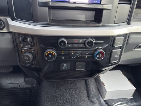 New 2026 Ford F550 4x4 Regular Cab Super Duty image 20
