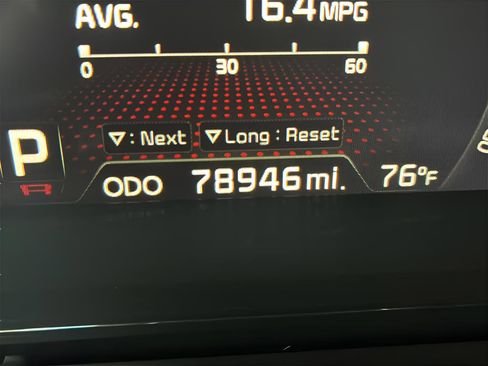 Used 2014 Kia Sorento SX w/ 3rd Row Package image 23