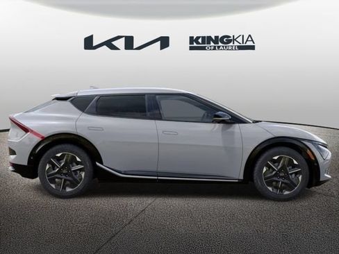 New 2026 Kia EV6 Wind AWD/4WD image 8