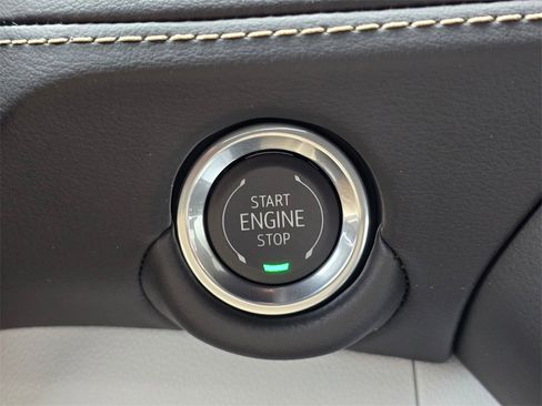 New 2026 Chevrolet Suburban Premier image 37