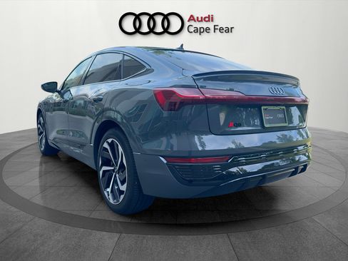Used 2024 Audi Q8 e-tron Premium Plus w/ Premium Plus Package AWD/4WD image 5